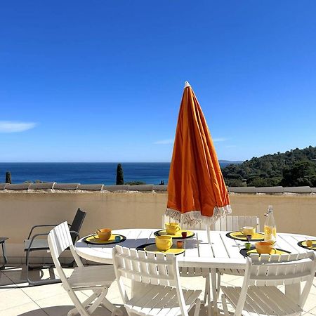 Appartement 3 Pieces 6 Pers Avec Terrasse, Clim, Piscine Privee, Parking - Fr-1-251-81 Le Lavandou Zewnętrze zdjęcie