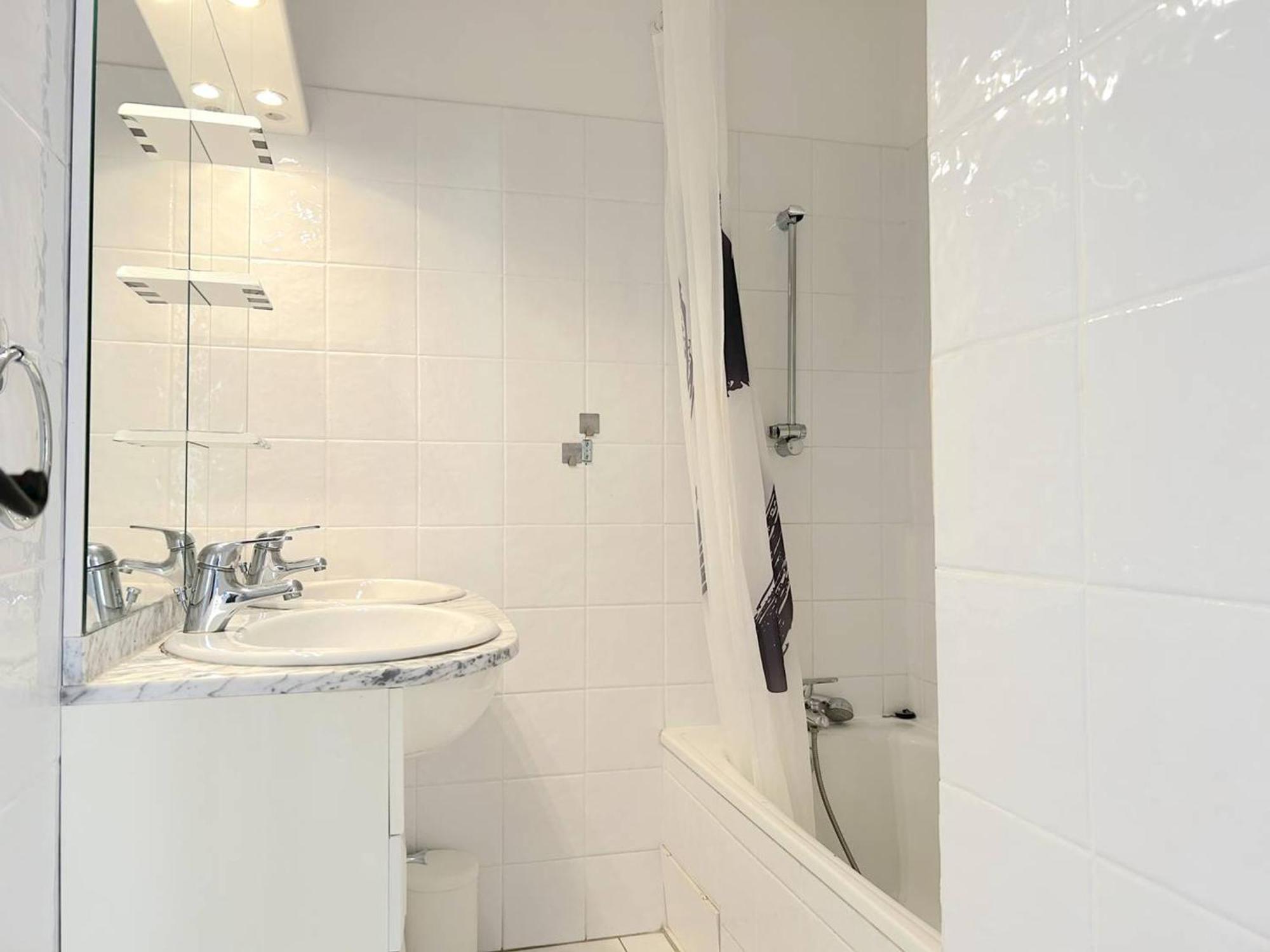 Appartement 3 Pieces 6 Pers Avec Terrasse, Clim, Piscine Privee, Parking - Fr-1-251-81 Le Lavandou Zewnętrze zdjęcie