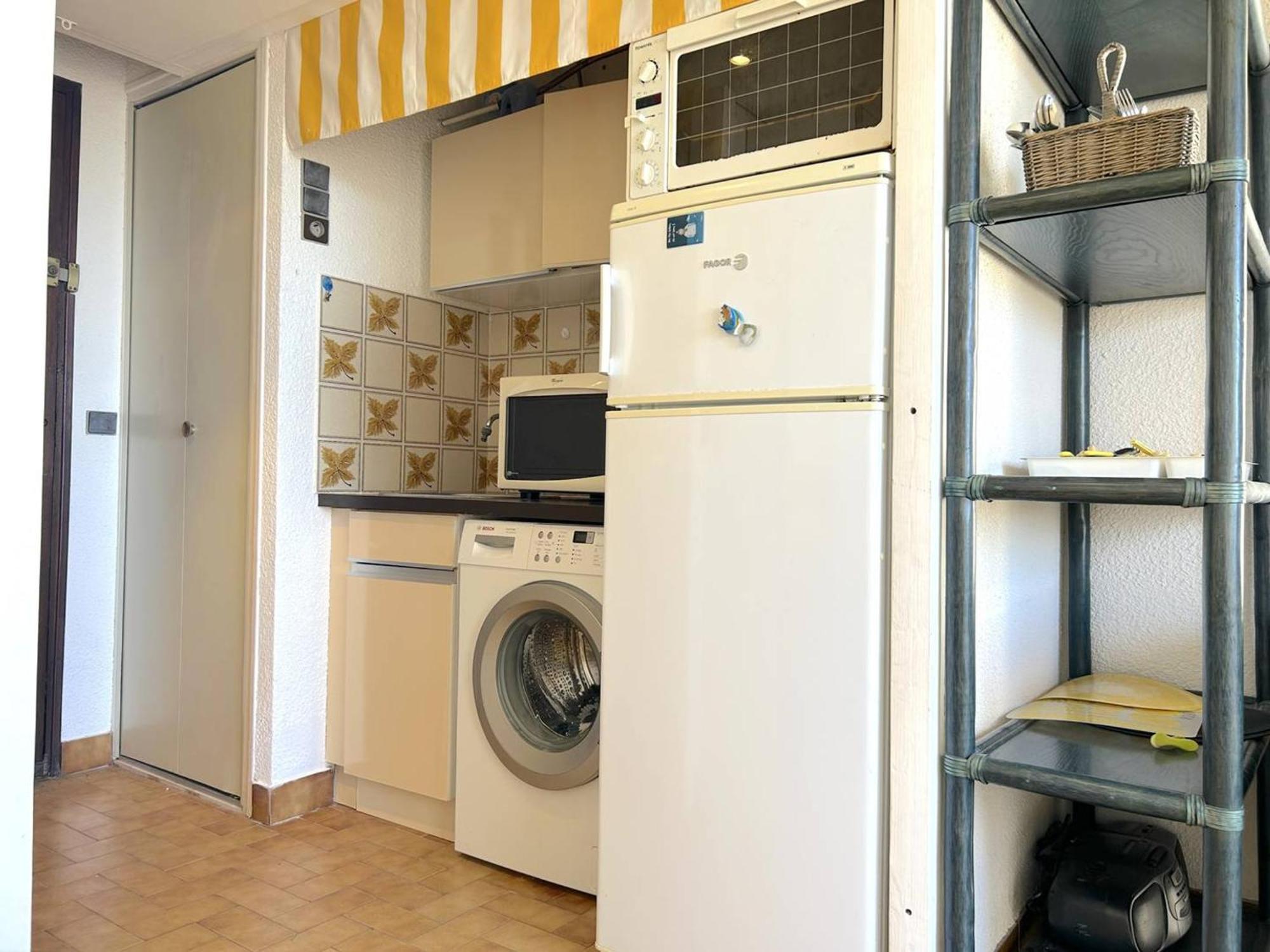 Appartement 3 Pieces 6 Pers Avec Terrasse, Clim, Piscine Privee, Parking - Fr-1-251-81 Le Lavandou Zewnętrze zdjęcie