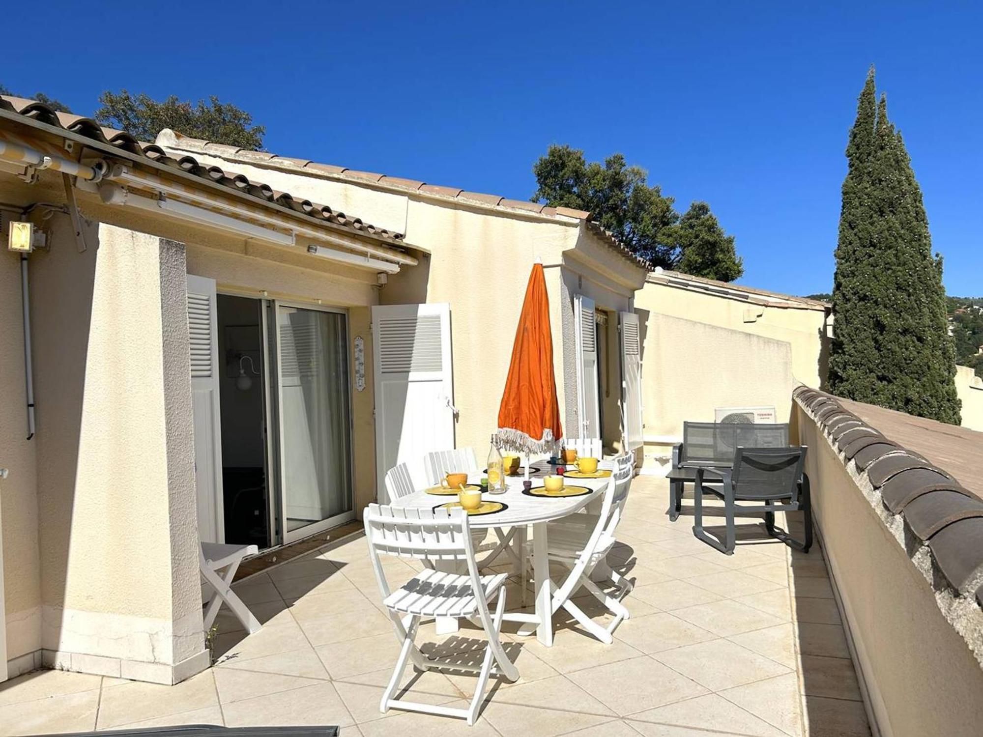 Appartement 3 Pieces 6 Pers Avec Terrasse, Clim, Piscine Privee, Parking - Fr-1-251-81 Le Lavandou Zewnętrze zdjęcie